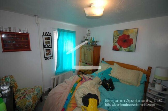 Foto del edificio - 6 Shepherd Ave