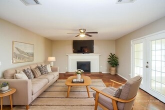 Building Photo - 12523 Mill Ridge Dr