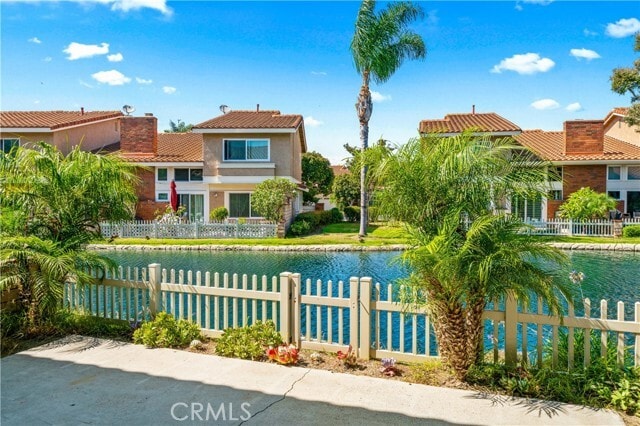 Foto del edificio - 7895 Southwind Cir