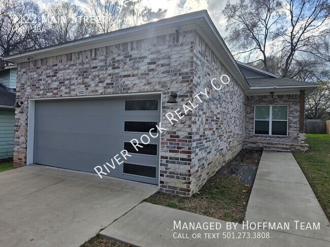 Foto del edificio - 3122 Main St