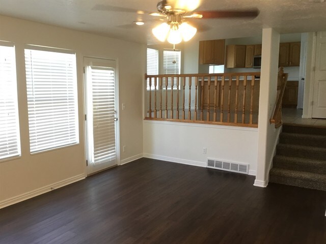 Foto del edificio - 1165 E 1500 N