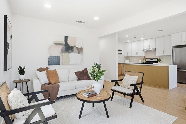 Foto del edificio - 5601 Samuel Huston Ave