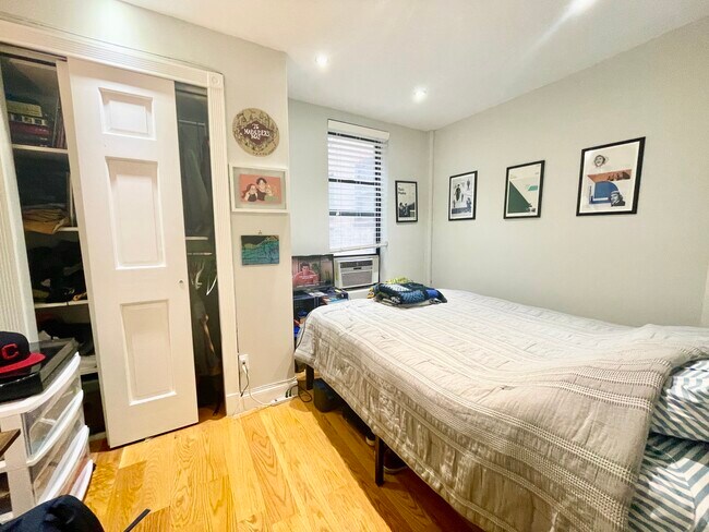 Building Photo - 815 W 180th St