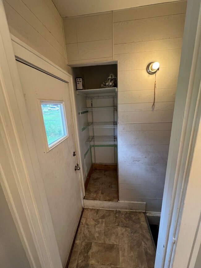 Foto del edificio - A Cozy Retreat: 2-Bedroom, 1-Bathroom Hous...