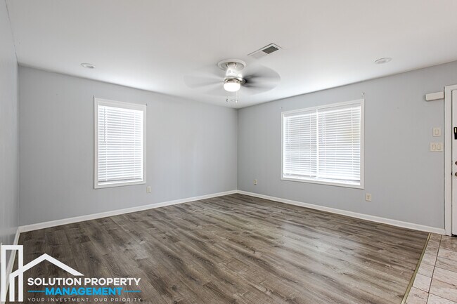 Foto del edificio - 4758 Pebble Trce