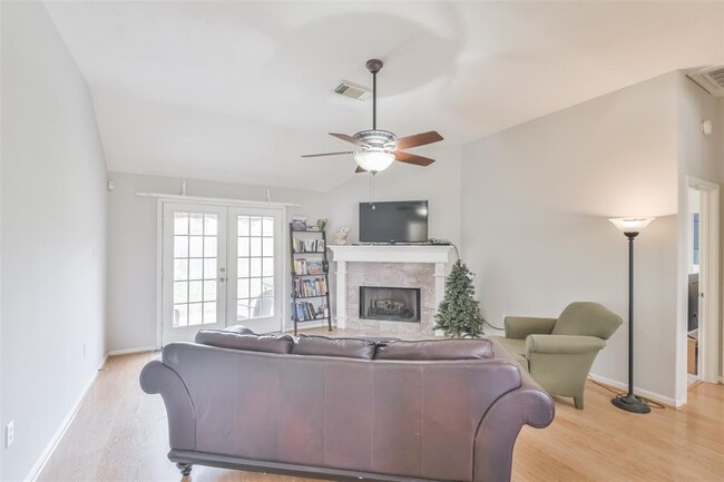 Building Photo - 31325 Capella Cir