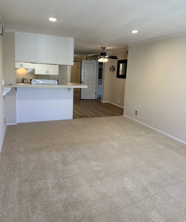 living room to dining area - 1600 Ardmore Ave