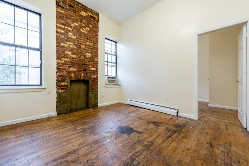 Primary Photo - 153 Boerum St