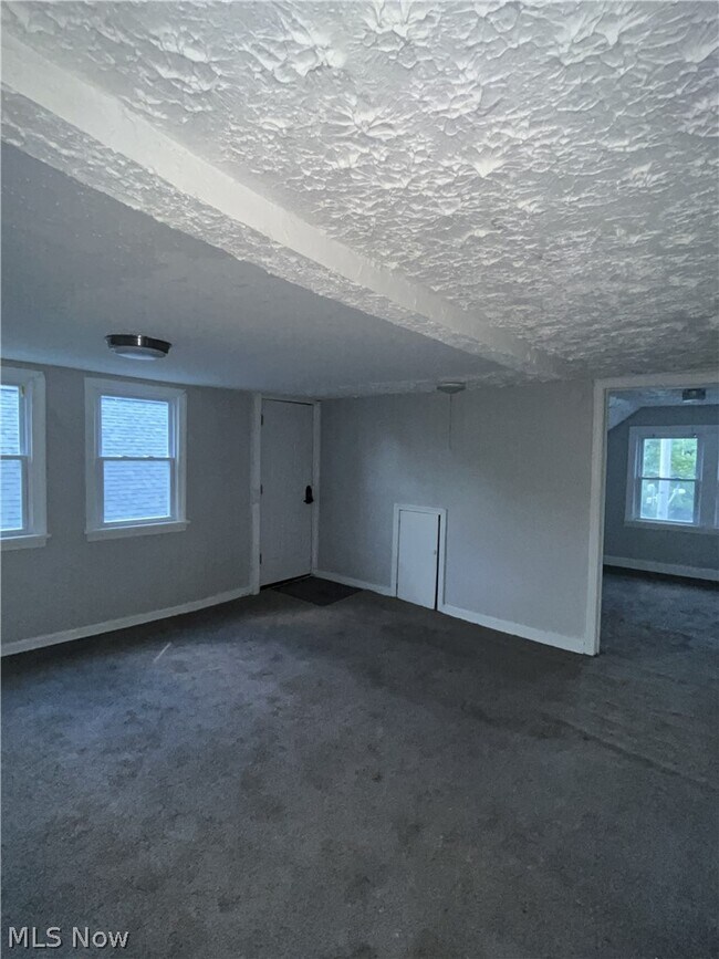 Foto del edificio - 3658 E 143rd St