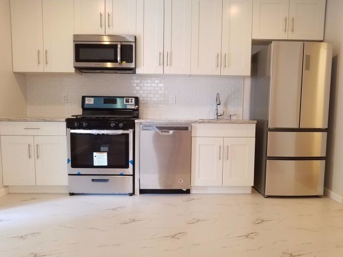 Foto principal - 502 Hegeman Ave