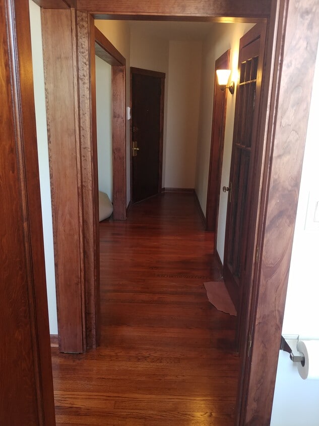 Primary Photo - 950 N Mayfield Ave