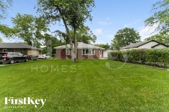 Building Photo - 21939 Millard Ave