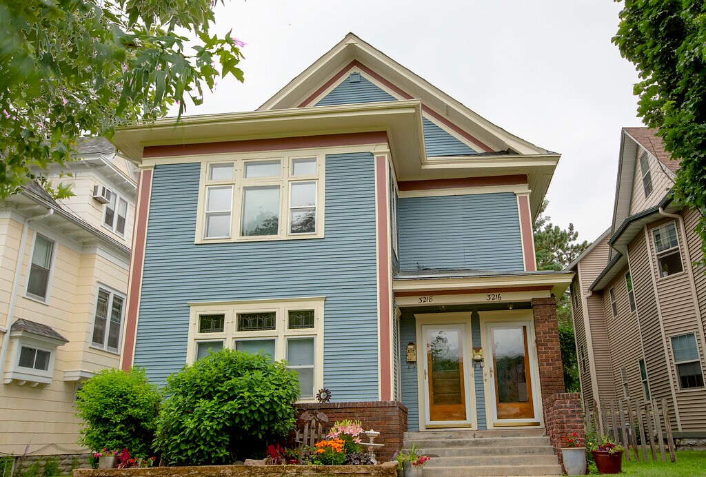 Victorian House - 3218 Pillsbury Ave S