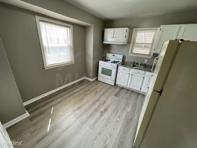 Foto del edificio - 2 br, 1 bath House - 24449 Annapolis St