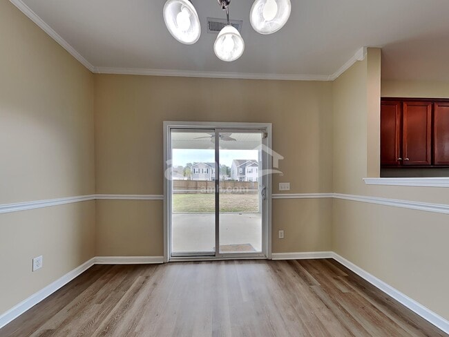 Building Photo - 4828 Pitkin Ave