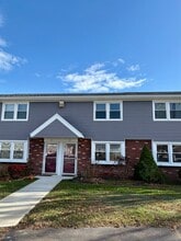 Building Photo - 211 E Main St