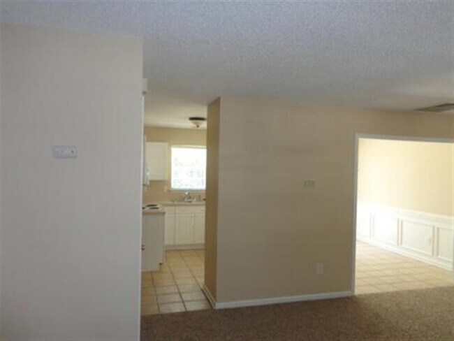 Building Photo - MONROE HOMES FOR RENT