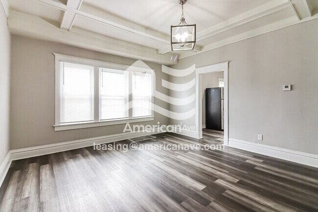 Building Photo - 4928 Walrond Ave