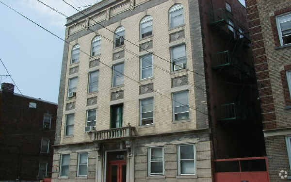 Foto del edificio - 87-89 Nichols St