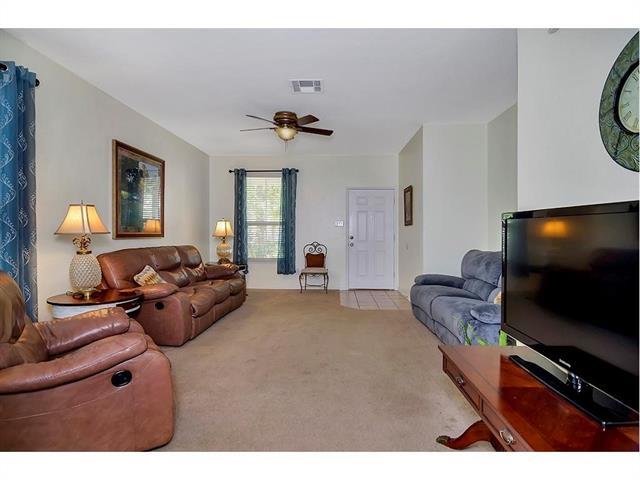 Building Photo - 9824 Lexington Dr