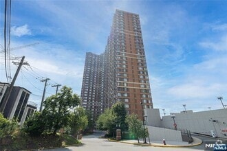 Building Photo - 100 Old Palisade Rd