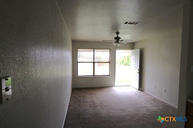 Foto del edificio - 704 N 4th St