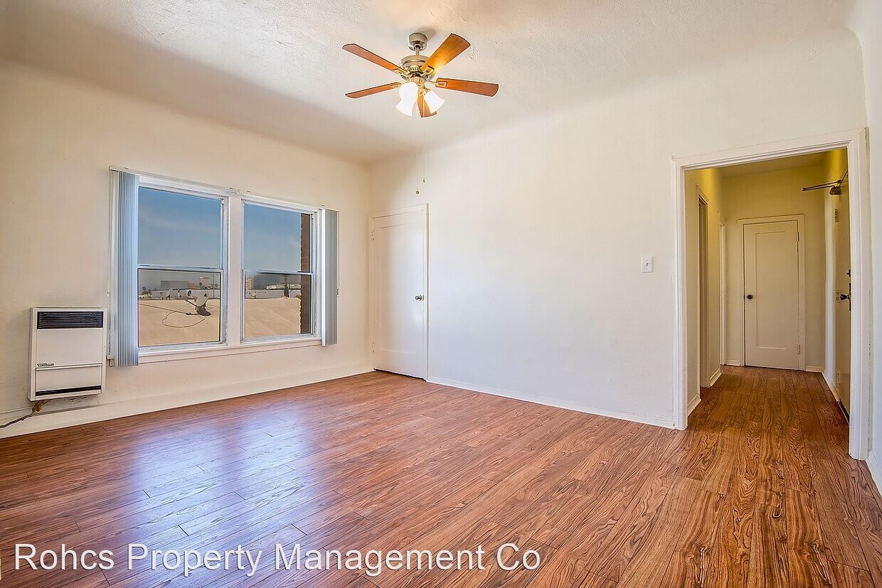 Building Photo - 2749 San Marino St