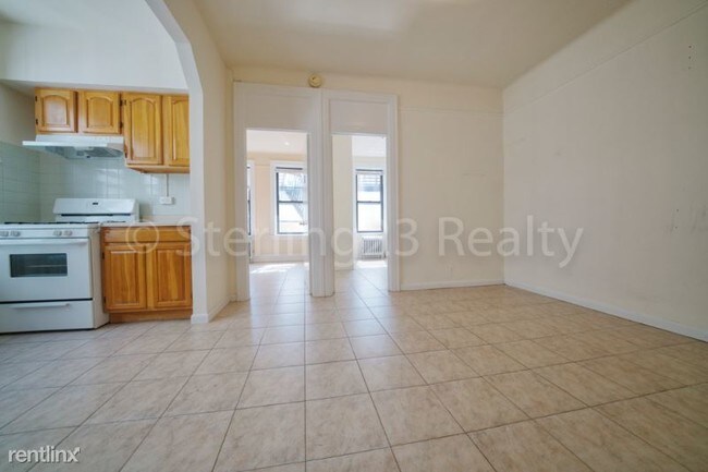 Building Photo - 31-48-48 34th St