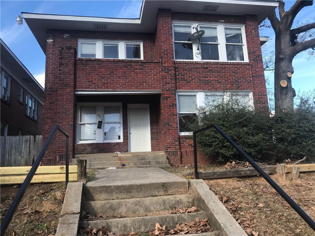 Foto del edificio - 402 Egan St