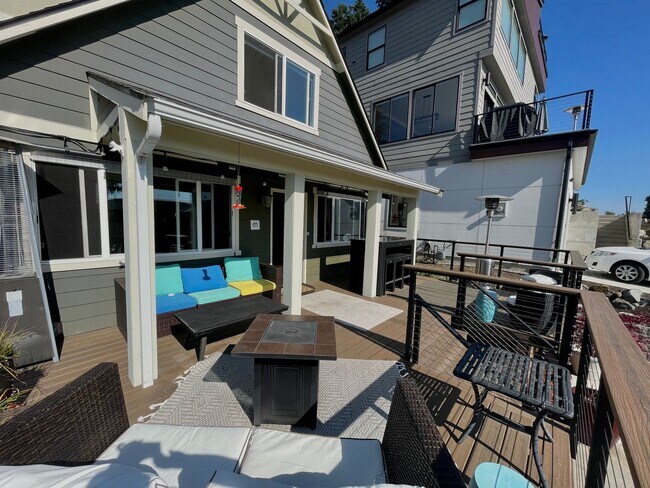 Foto del edificio - Amazing 4bed/2.5bath with Bonus Room in Juanita!!