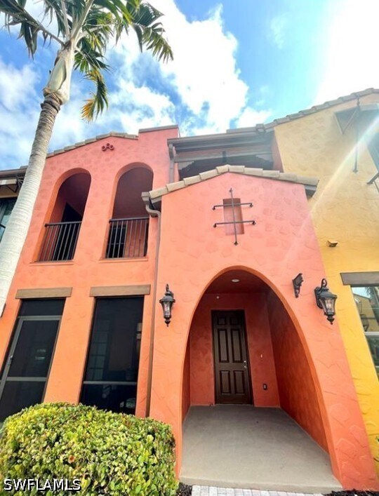 Building Photo - 9050 Capistrano St N