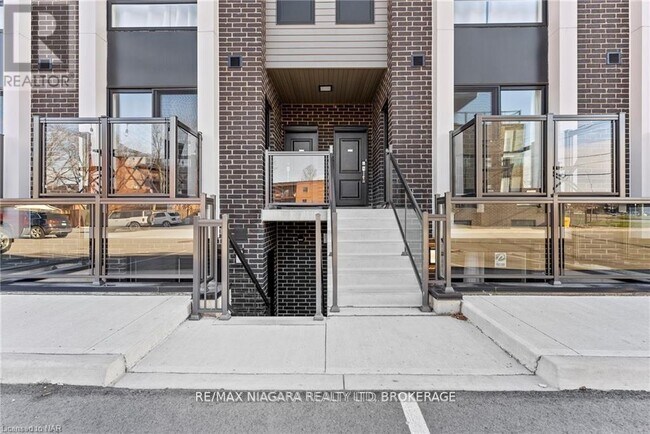 Building Photo - 6065 McLeod Rd