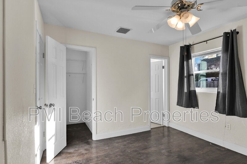 Foto principal - 1821 Montague St