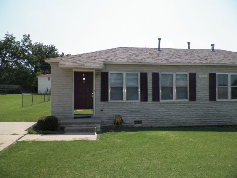 1214 NW Bell Ave, Lawton, OK 73507 House Rental in Lawton, OK