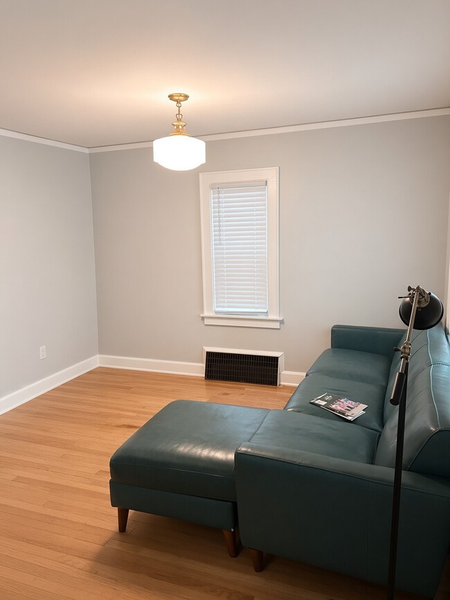Foto del edificio - 5155 N Elkhart Ave