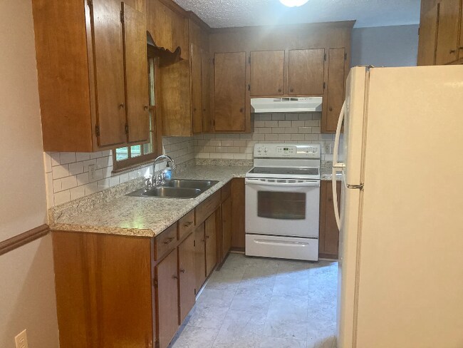 Foto del edificio - 14743 Leesville Rd