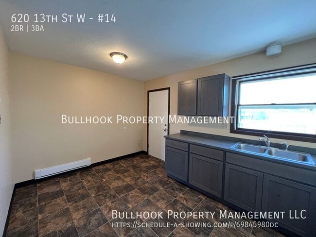 Building Photo - 620 13th St W