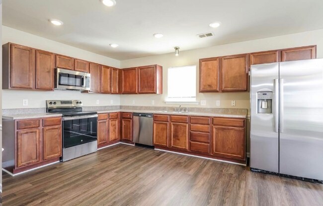 Foto del edificio - 4104 Vershire Ave