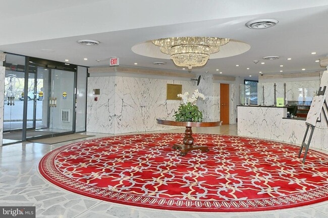 Photo - 1101 S Arlington Ridge Rd Apartment