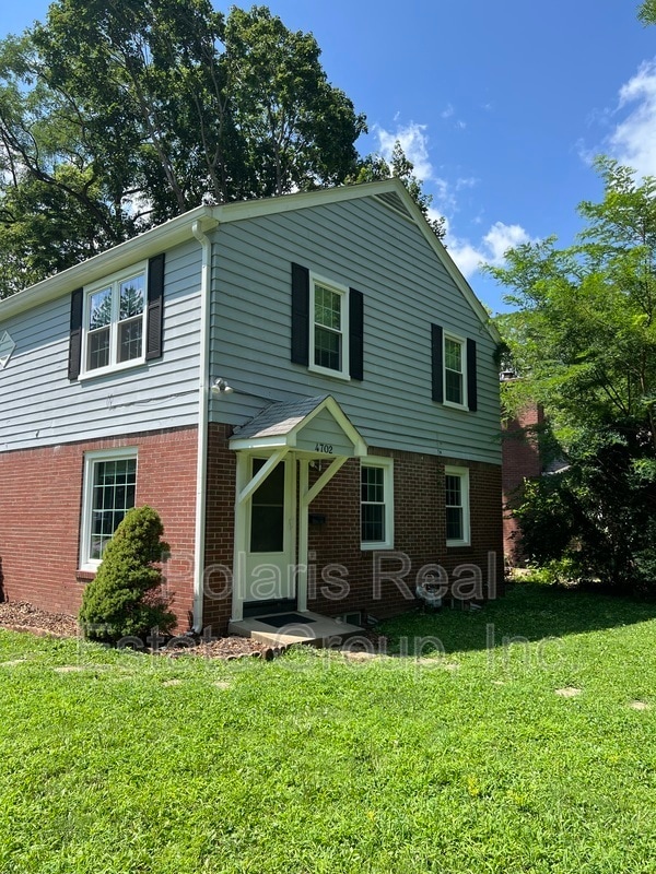 Building Photo - 4702 Rookwood Ave