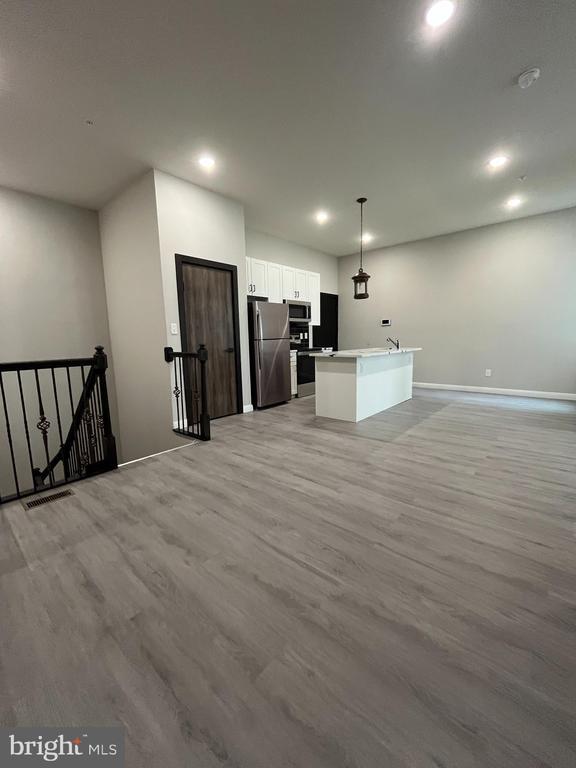 Foto del edificio - 405 N Simpson St