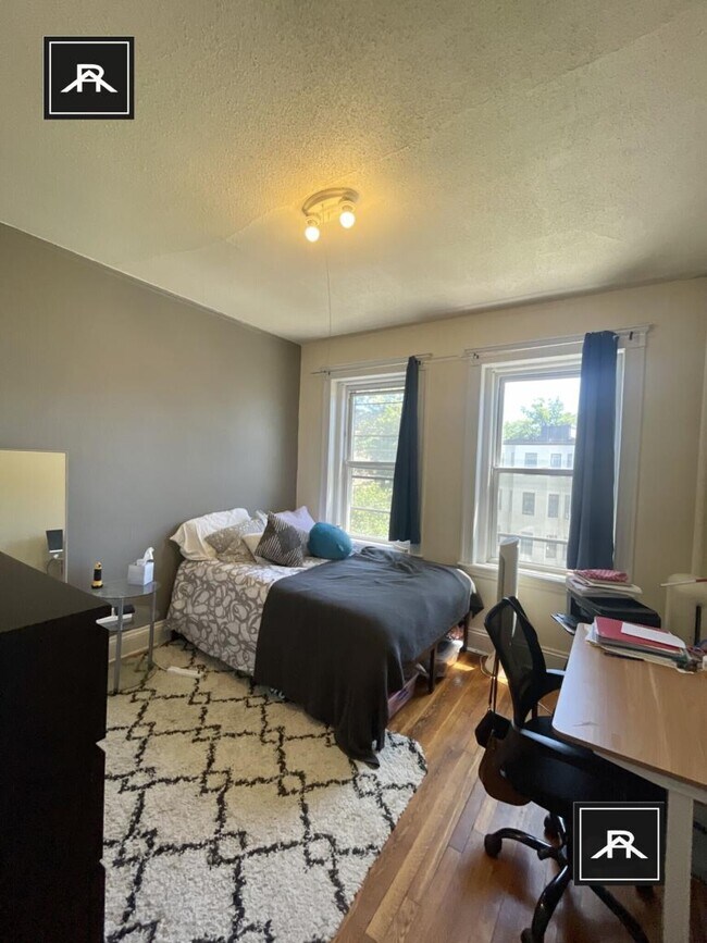 Building Photo - 2 bedroom in Brighton MA 02135