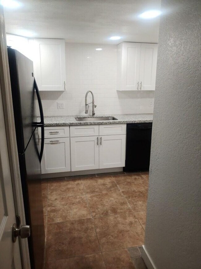 Foto del edificio - 11832 N Saguaro Blvd