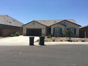 Building Photo - 10062 Newhart Ct
