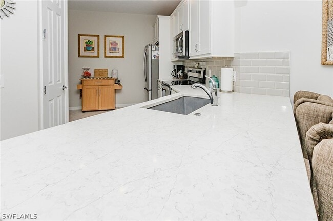 Building Photo - 5988 Mayflower Way
