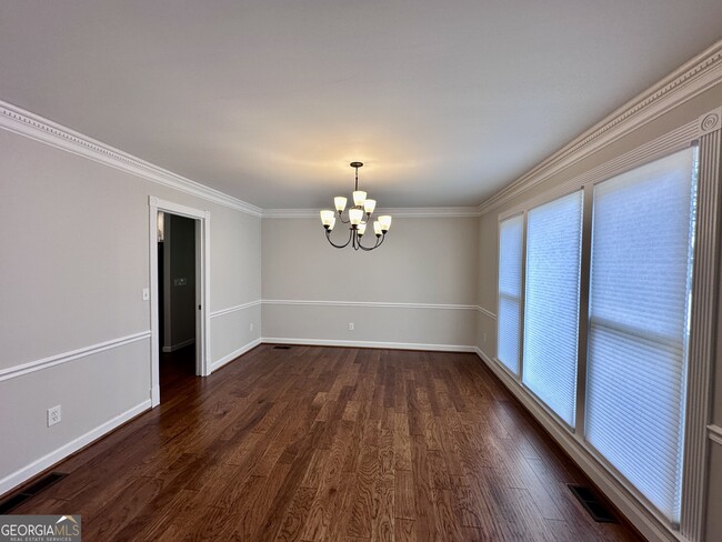 Building Photo - 3363 Somerset Trace