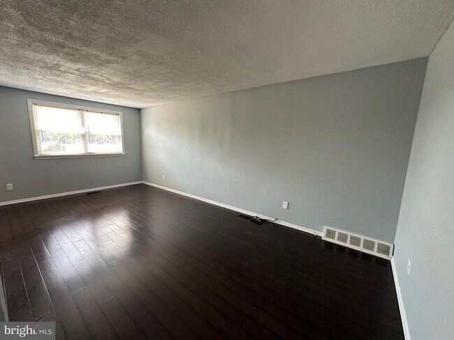 Foto del edificio - 9223 Alton St