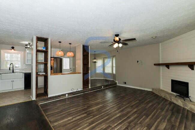 Photo - 3300 Fall Cir Apartment