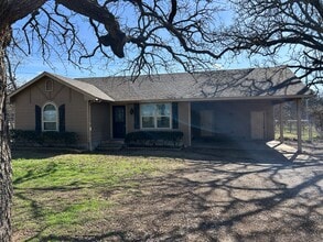 Building Photo - 3750 Burleson Retta Rd