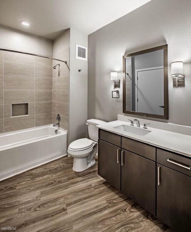 Foto del edificio - 1 br, 1 bath Condo - 649 N Miller Rd. Corn...